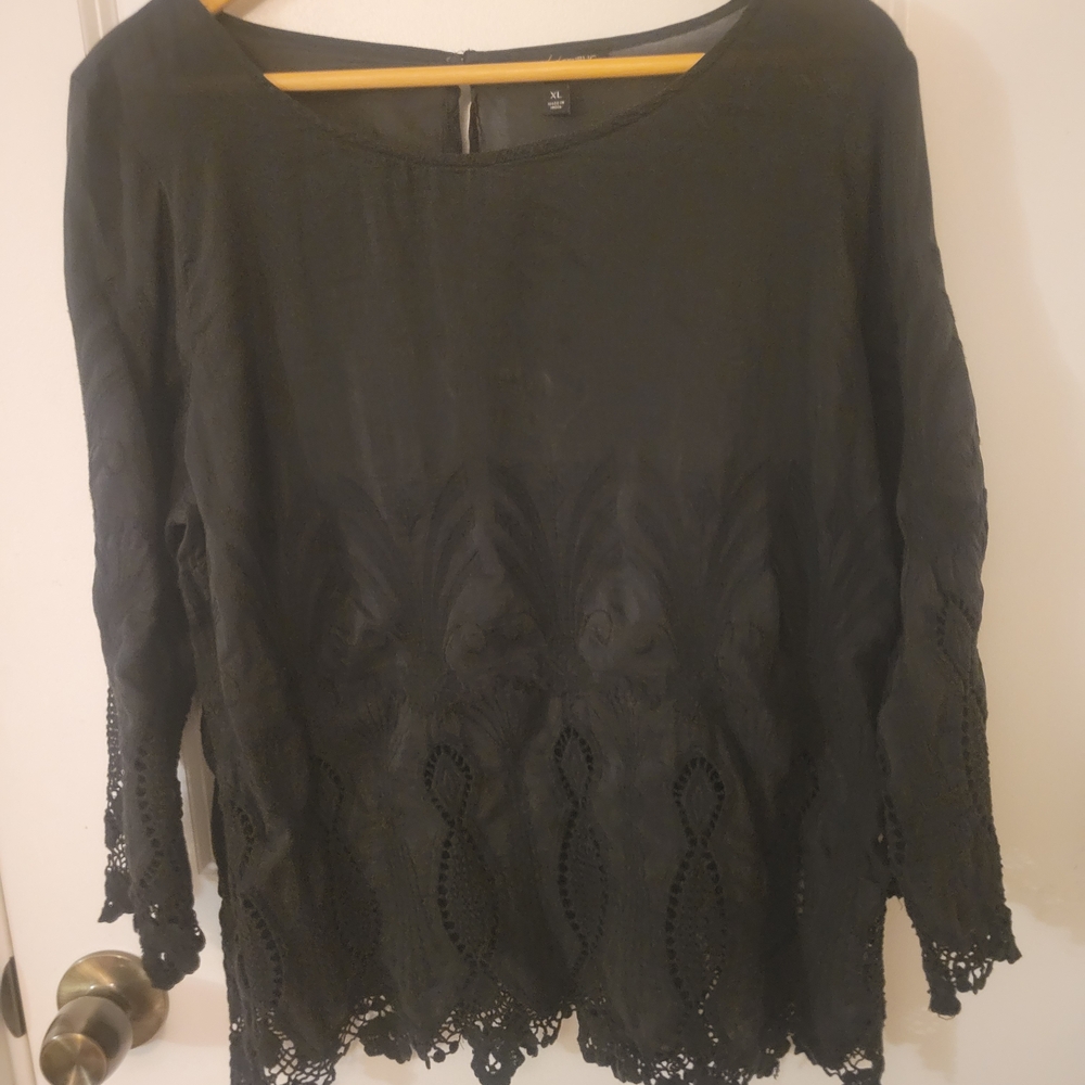 Banana Republic Black Eyelet Lace Hem Long-Sleeve Blouse